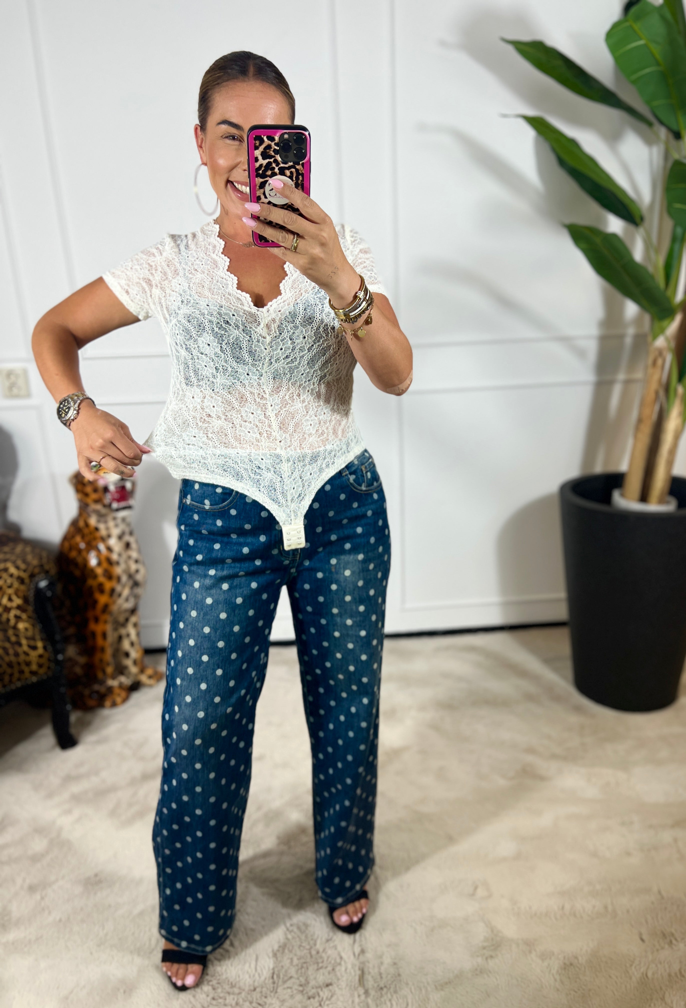 AMORA LACE BODY