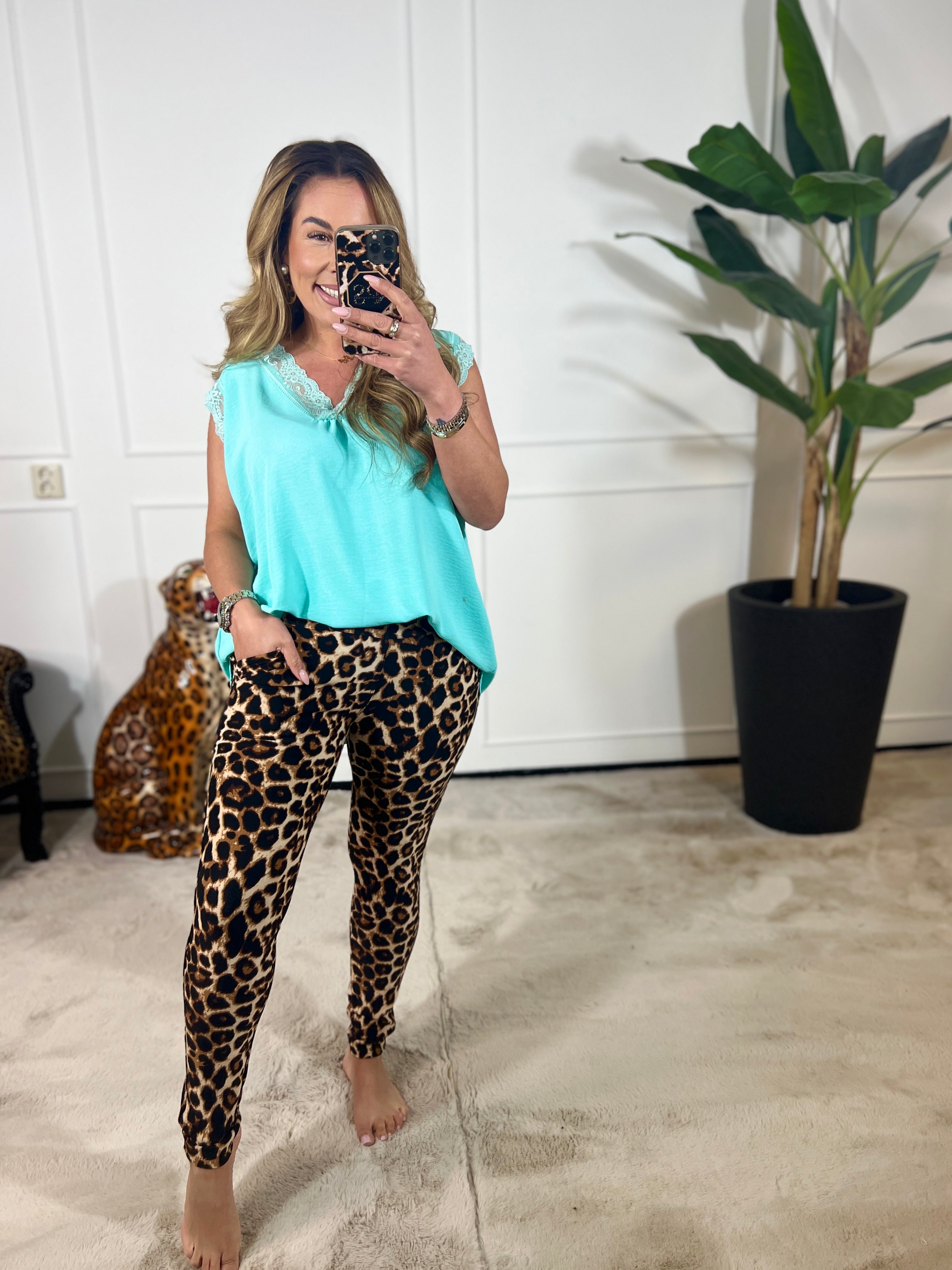 JOLIE TOP - 24 KLEUREN (T/M 46-48)