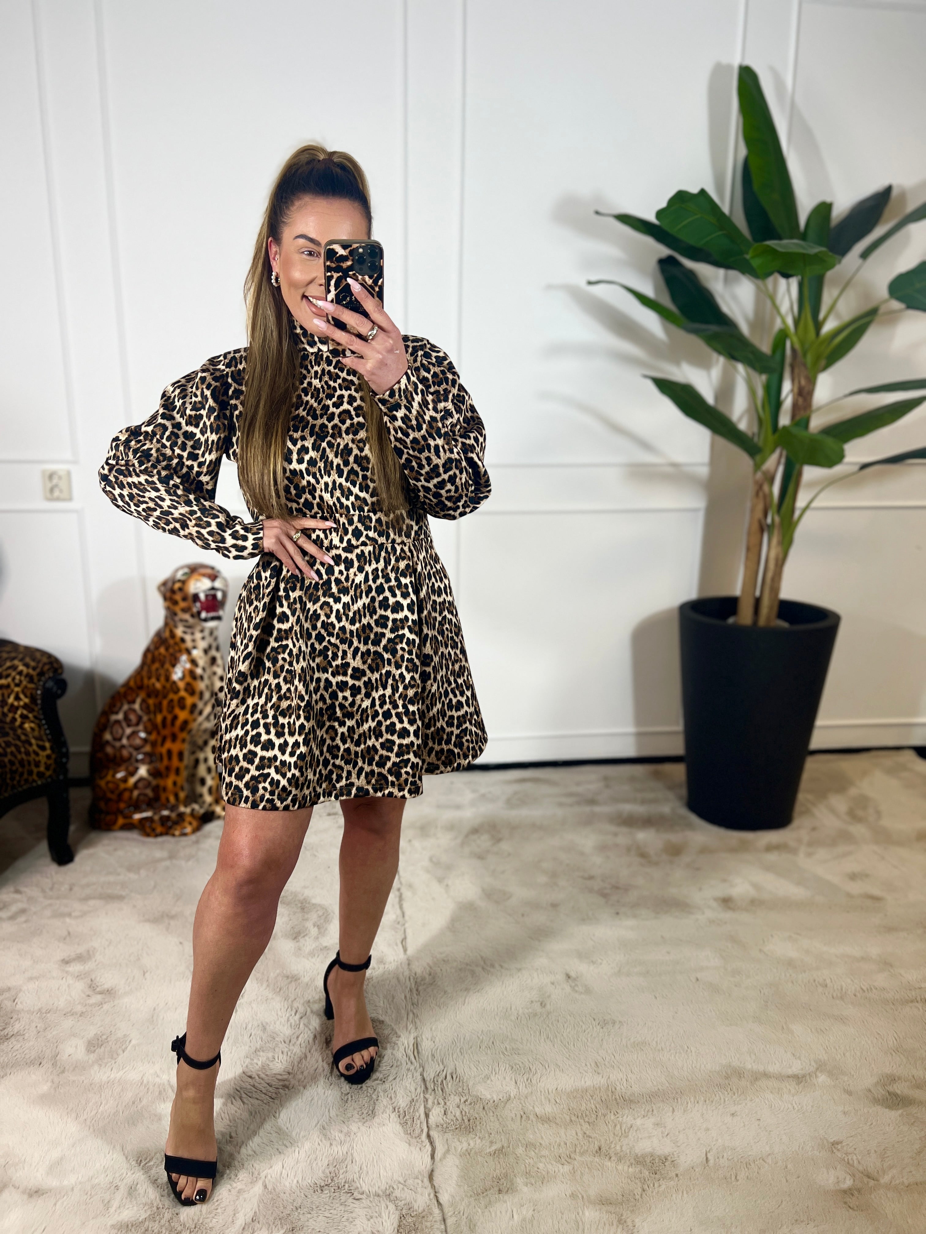 COCO DRESS (T/M 46-48) + VIDEO