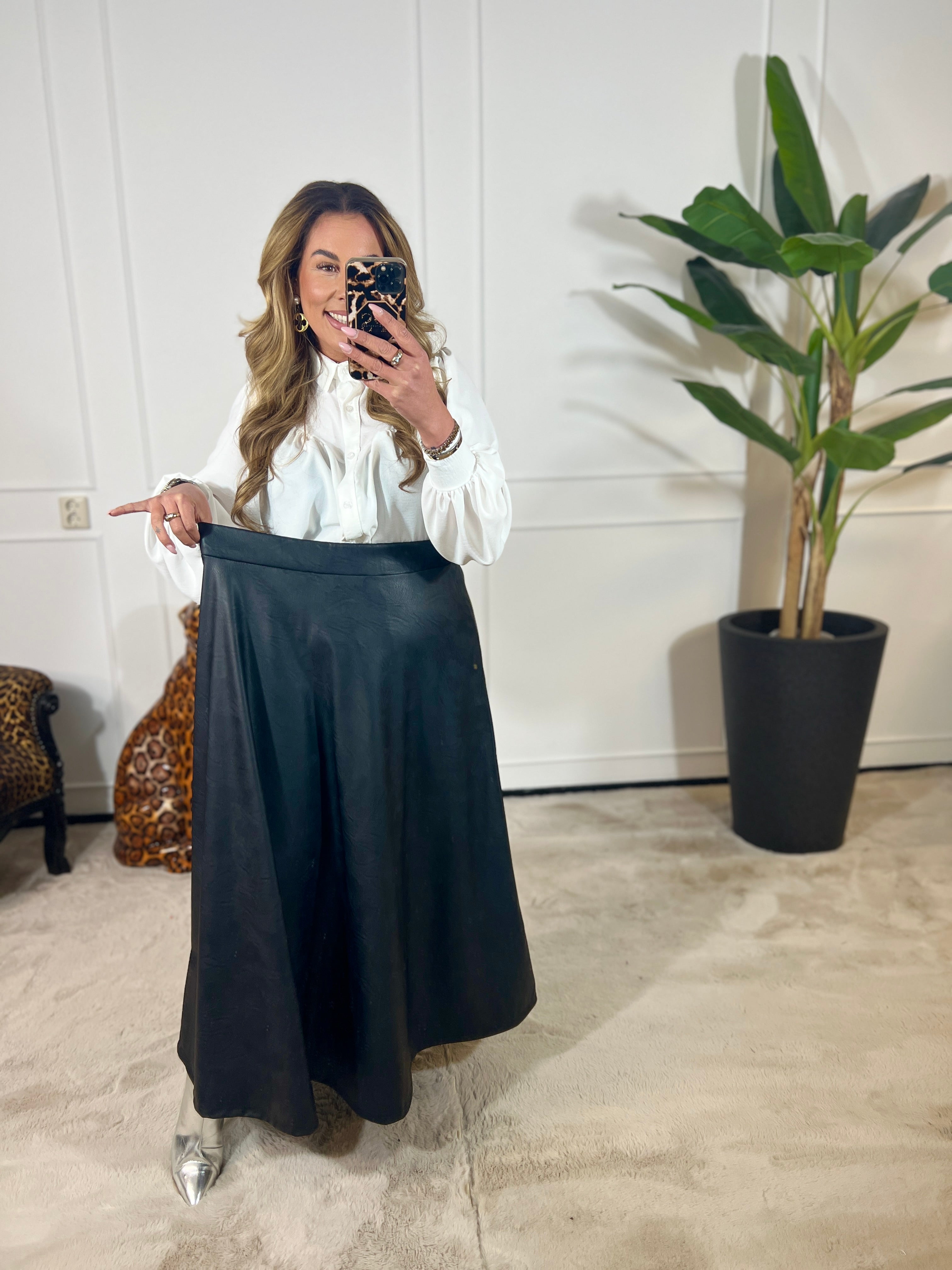 MAXI LEATHERLOOK ROK (T/M 46-48)