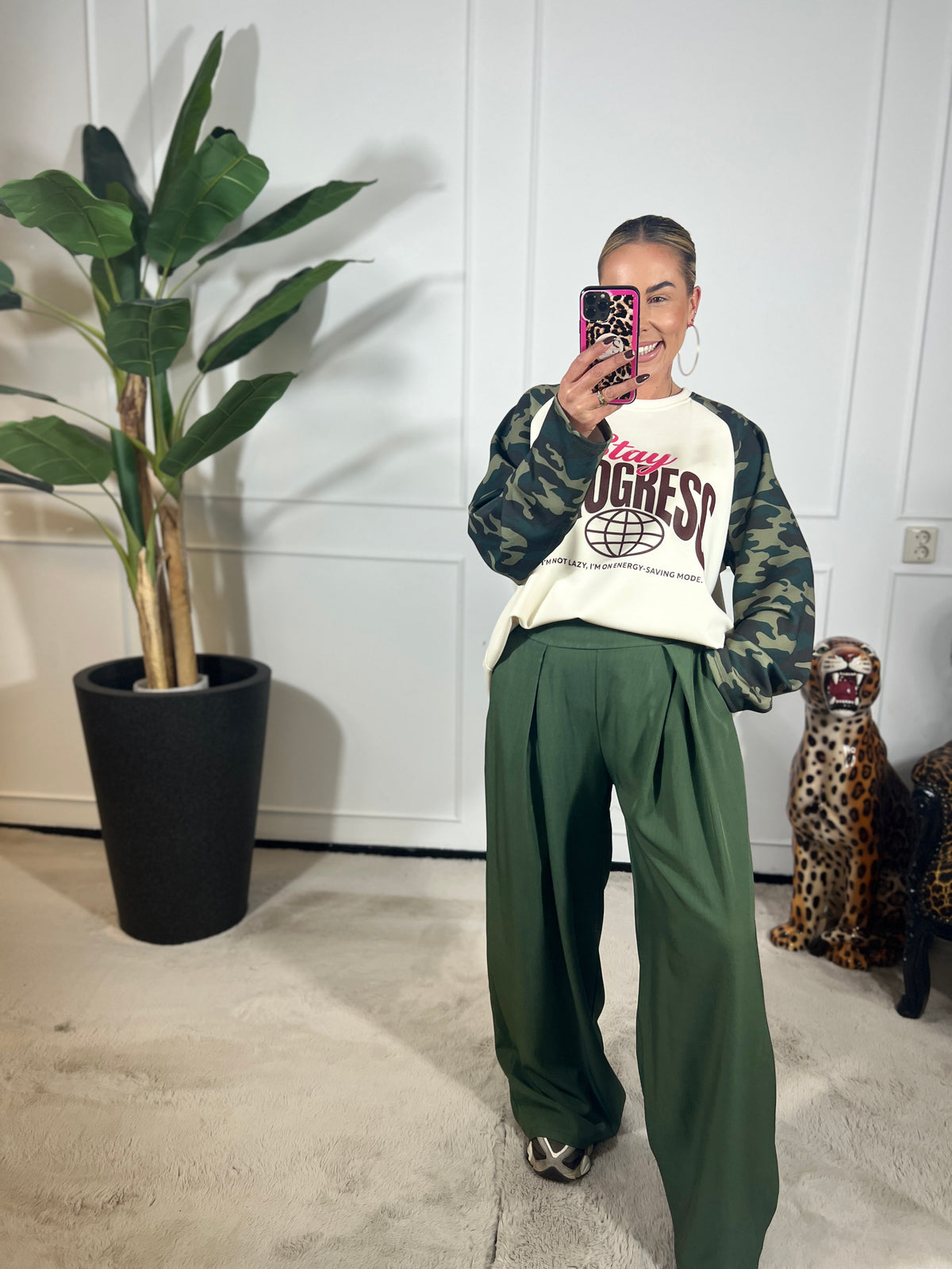 STAY PROGRESS SWEATER CAMO