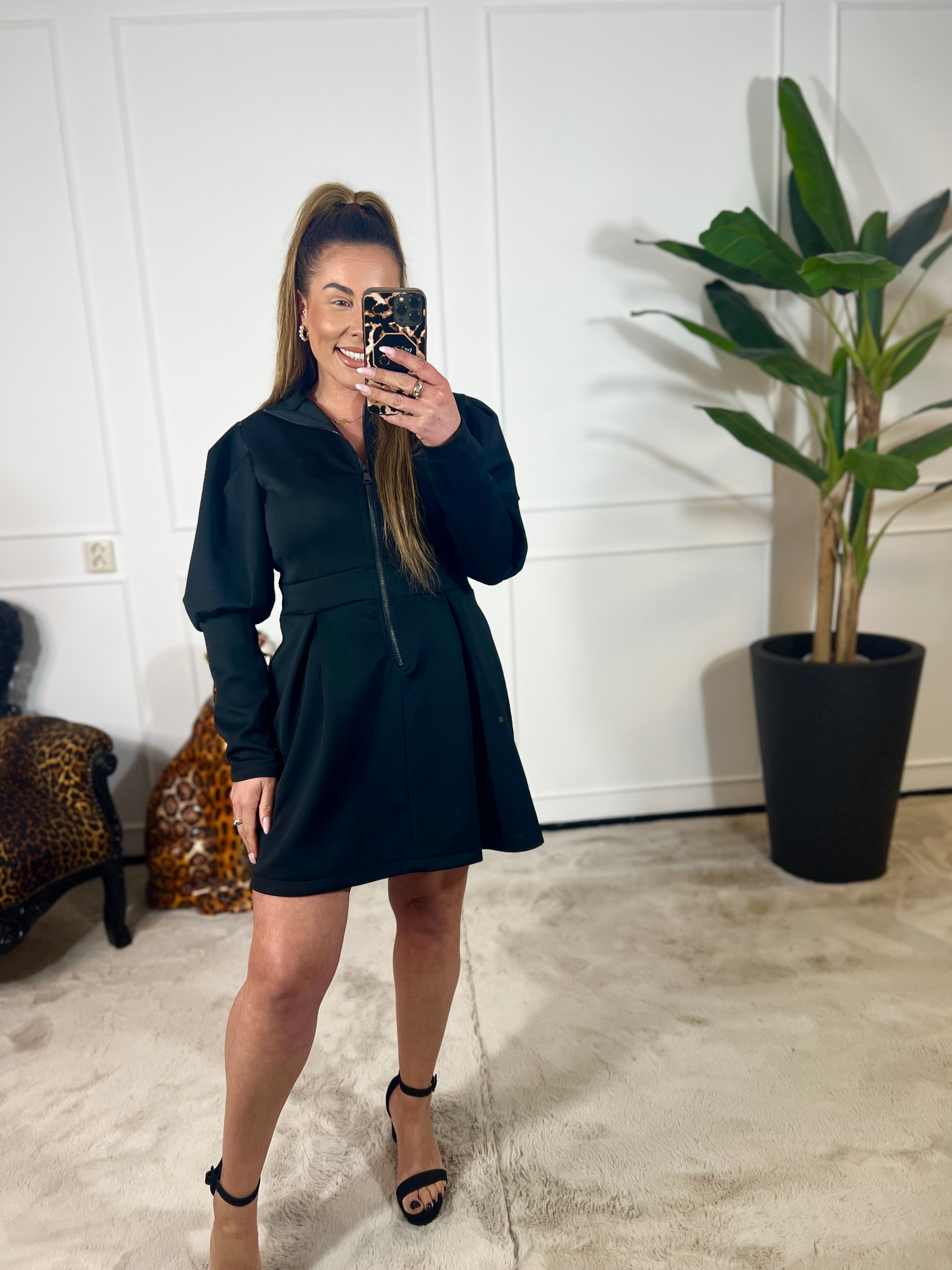 COCO DRESS (T/M 46-48) + VIDEO