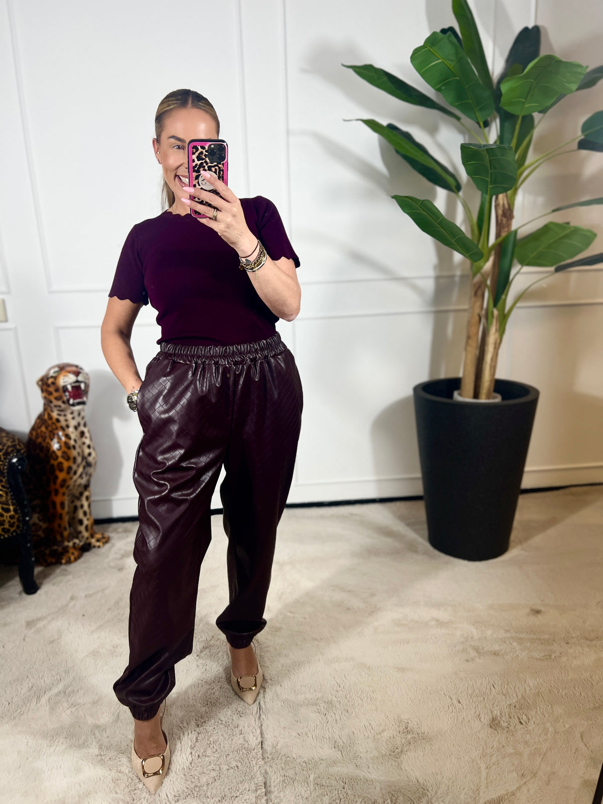 DETAIL RIB TOP