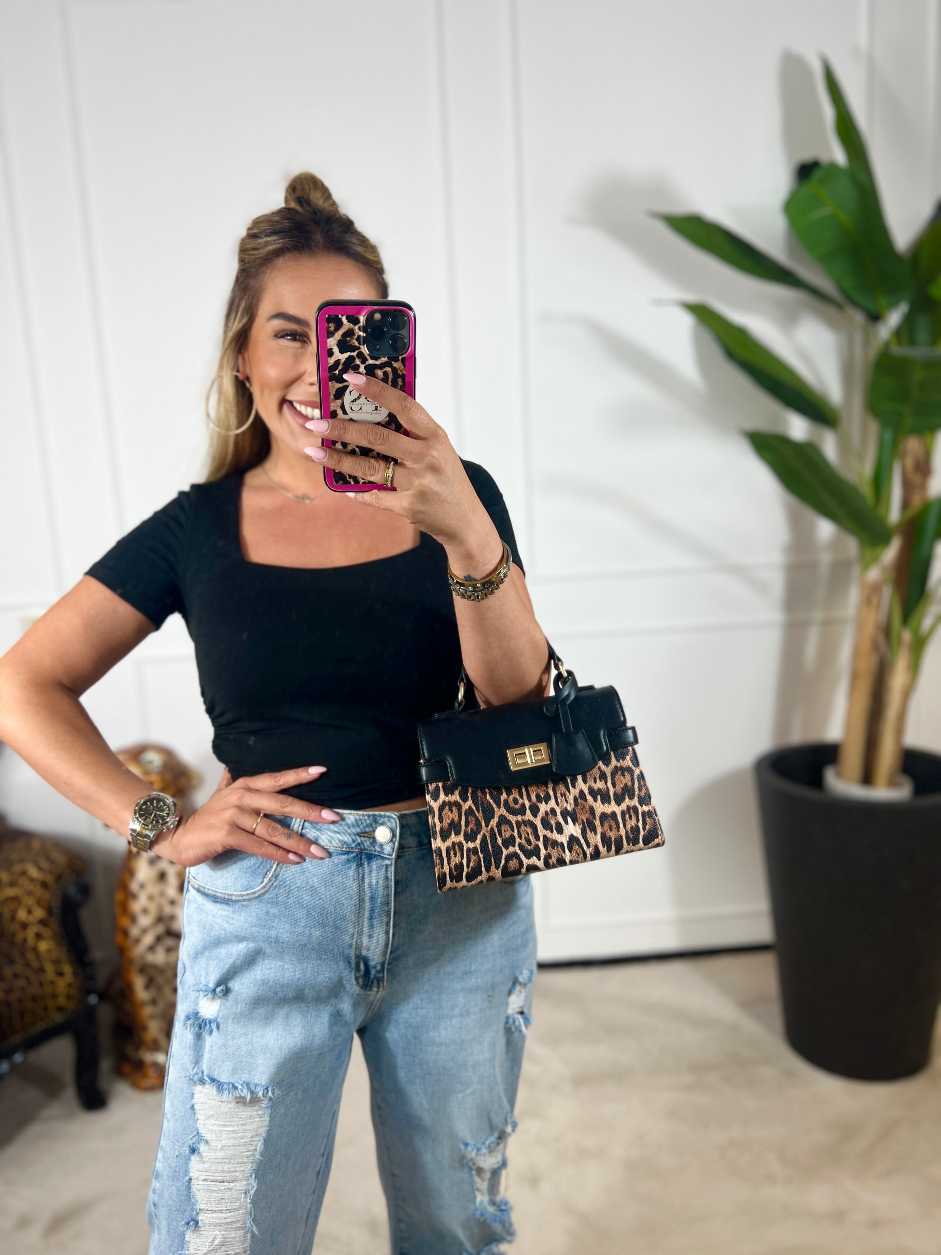 SQUARE TOP