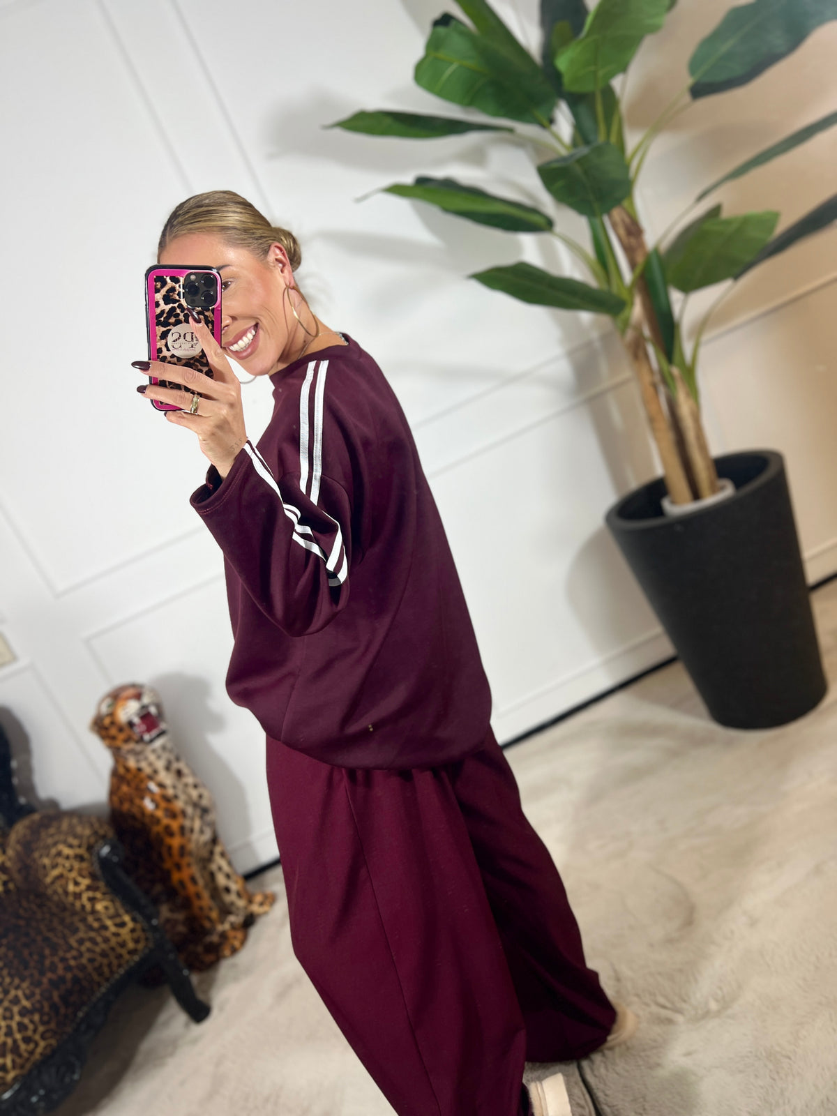 LOOK A LIKE SWEATER
