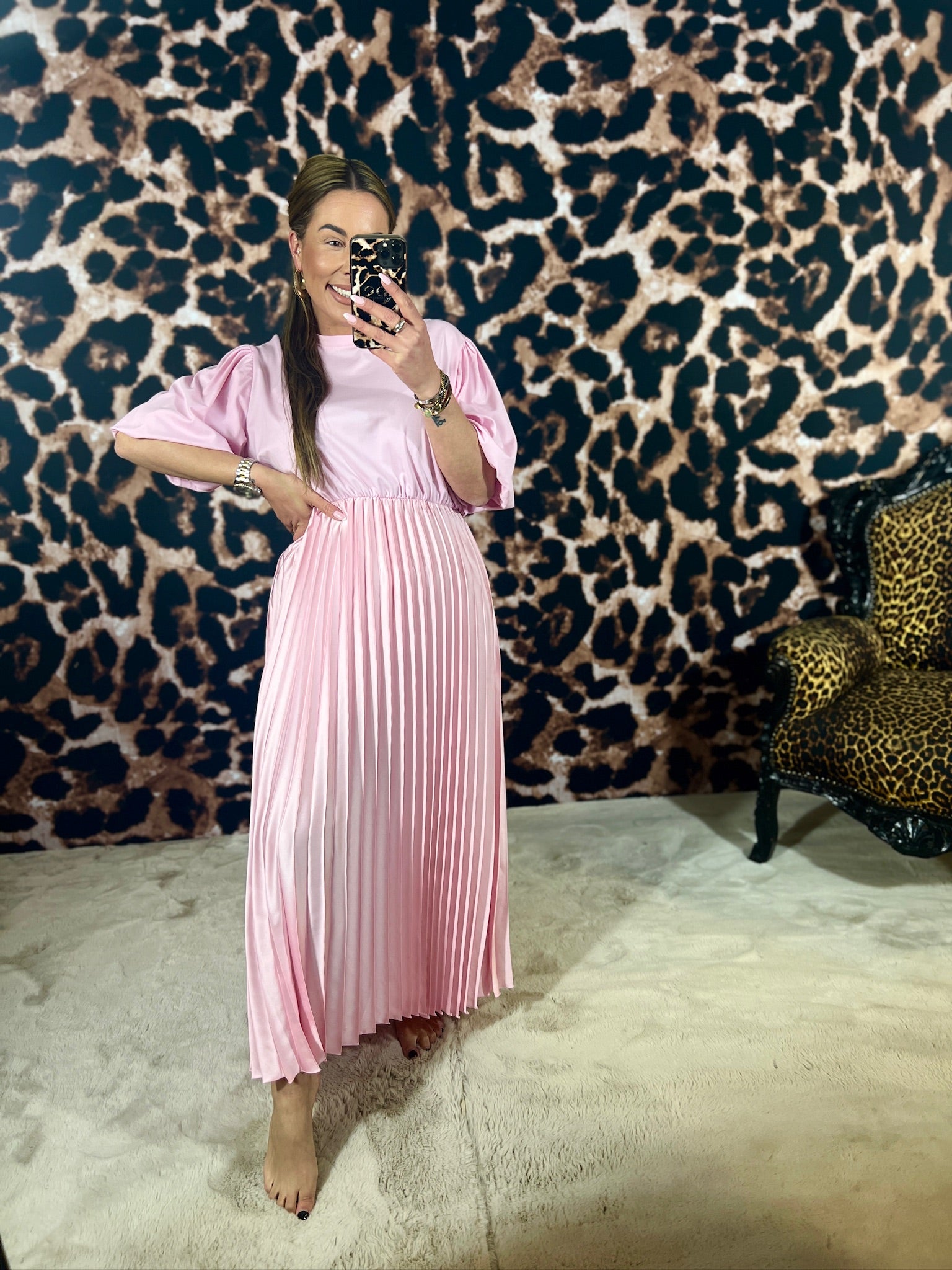 ELEGANCE PLISSÉ DRESS (T/M 48)