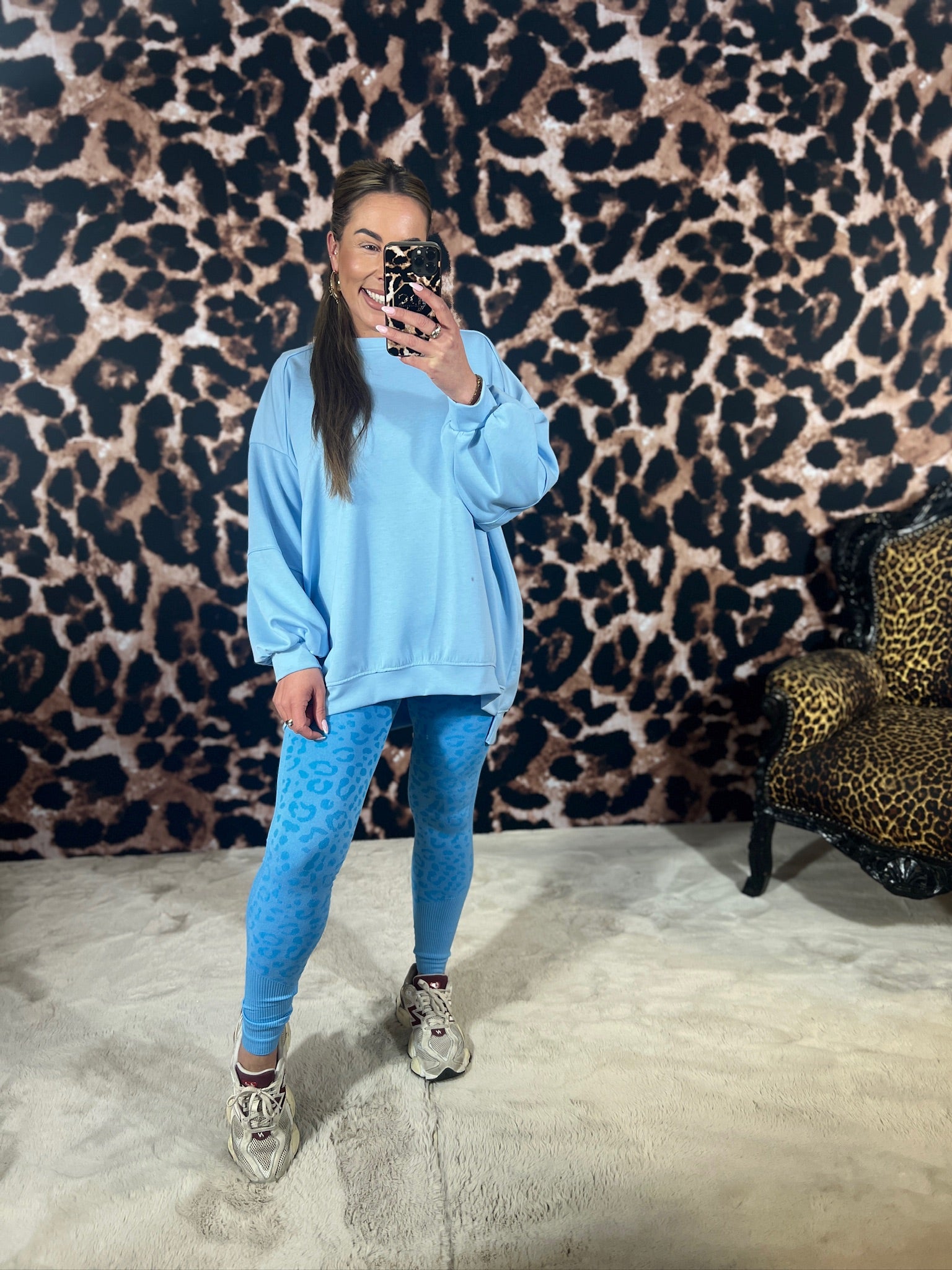 LIZA COMFY OVERSIZED SWEATER (T/M 48)
