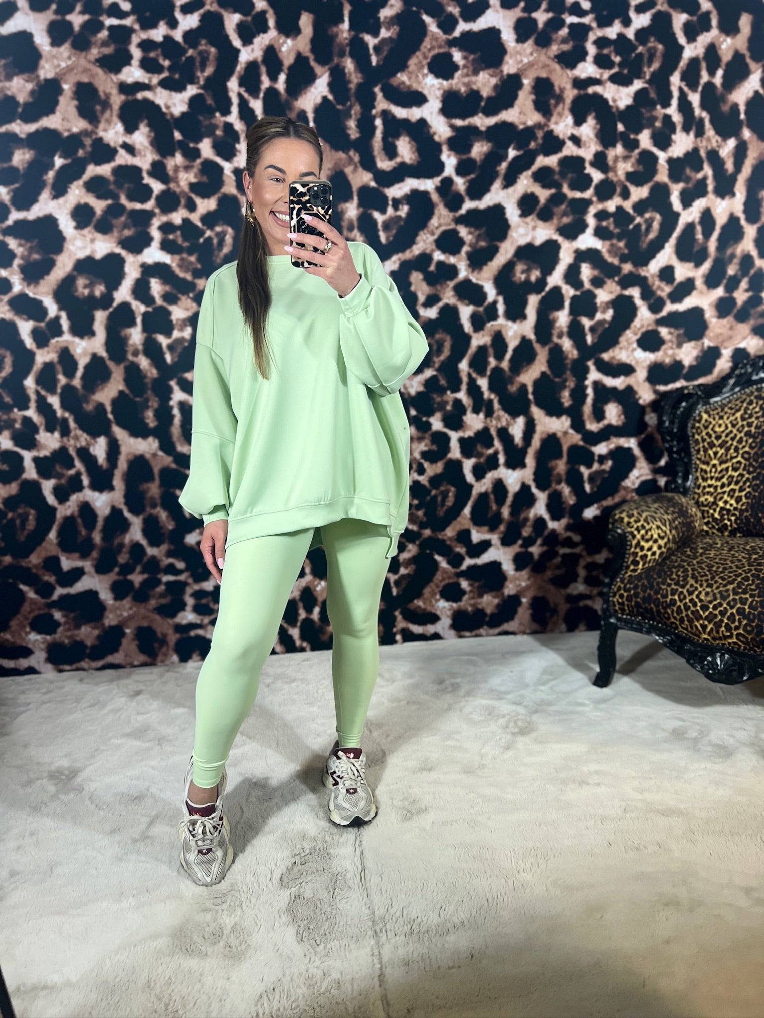 LIZA COMFY OVERSIZED SWEATER (T/M 48)