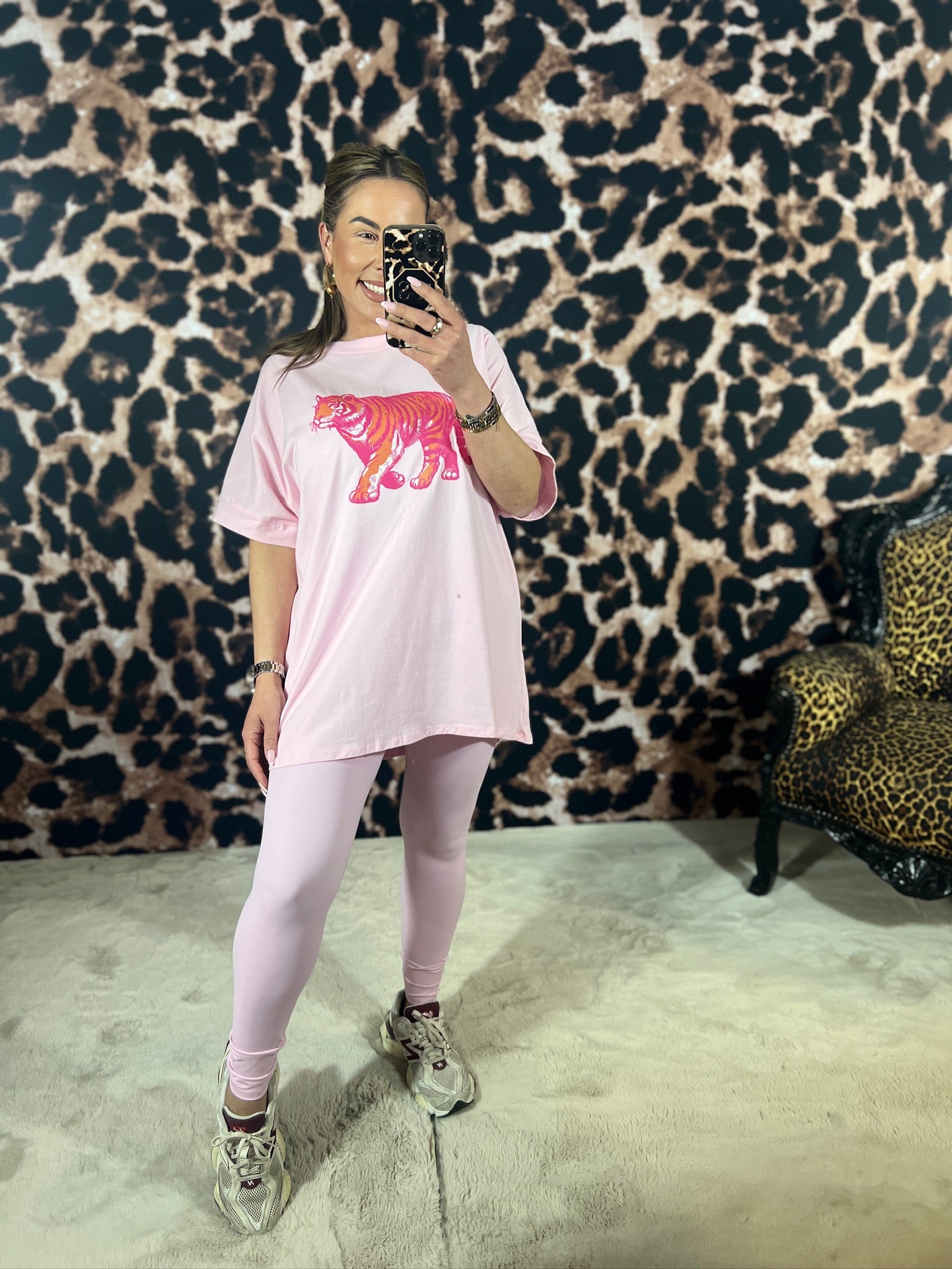 PINK TIGER OVERSIZED TEE (T/M 48)
