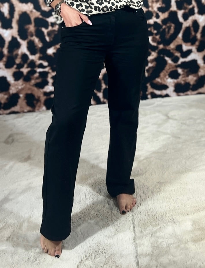 NORFY JEANS (IN MATEN) + VIDEO