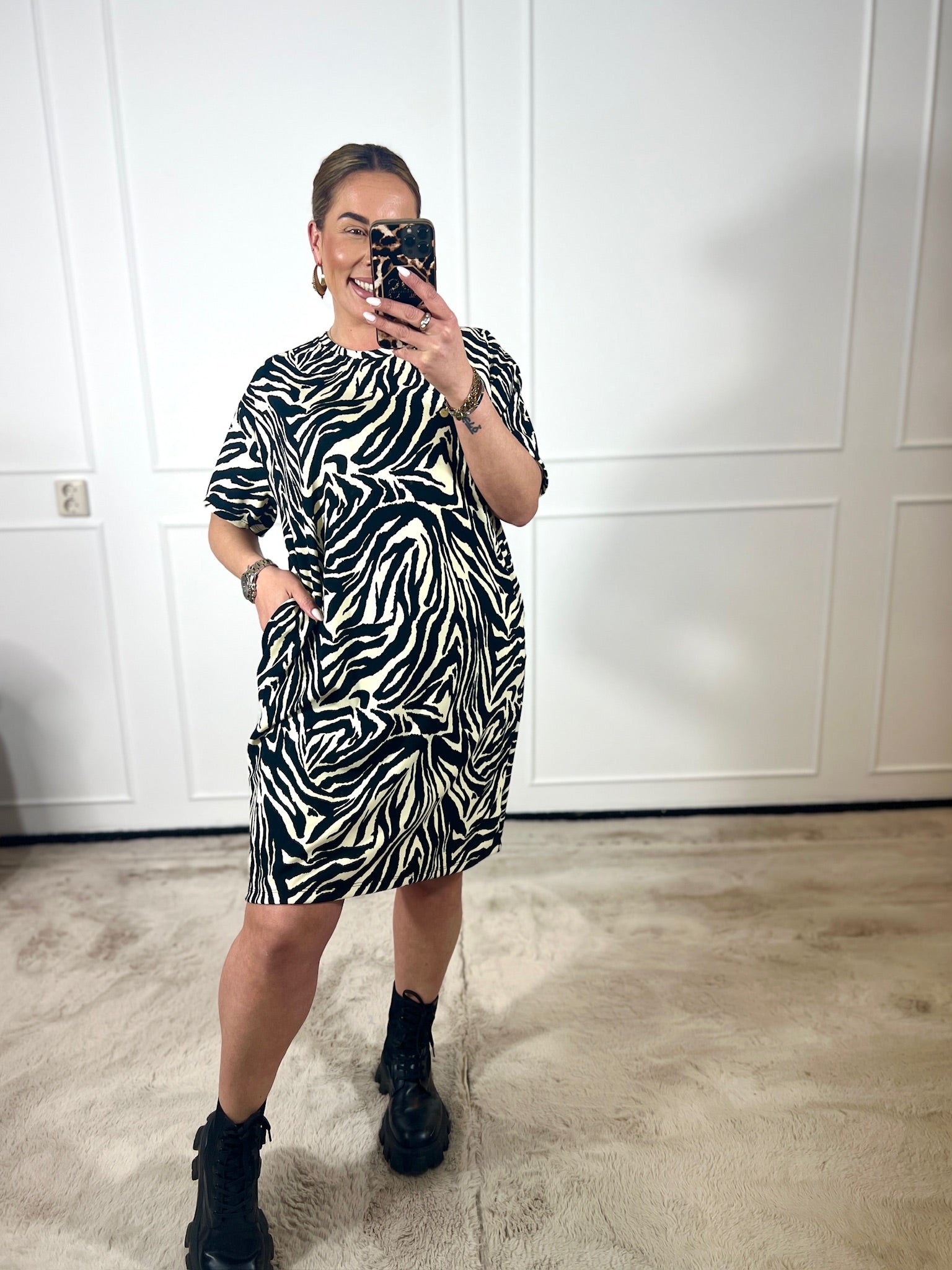 NOËLLE ANIMAL DRESS (T/M 46+)