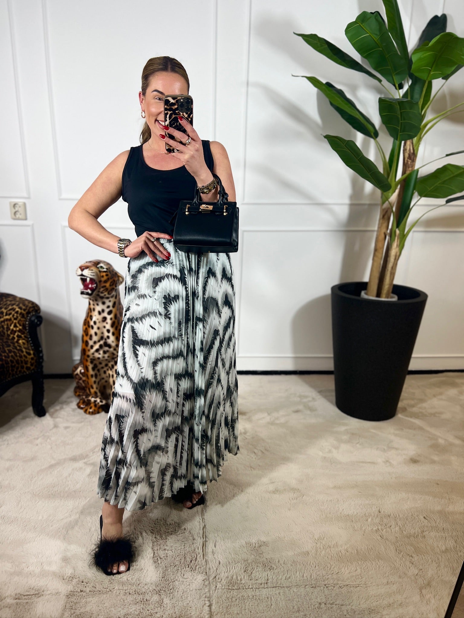 LÉA PLEATED ANIMAL SKIRT