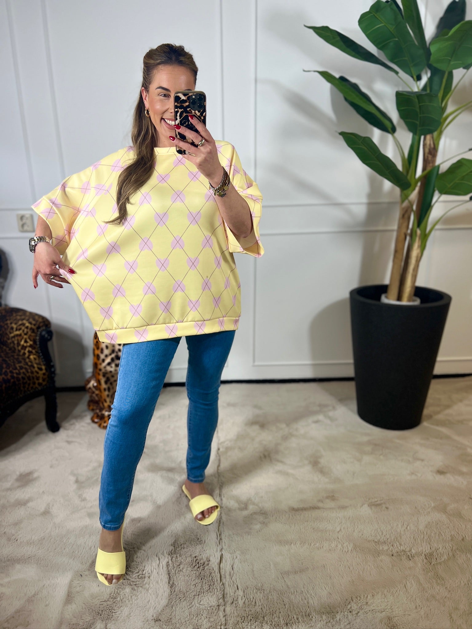 AMAYA HEART OVERSIZED TEE