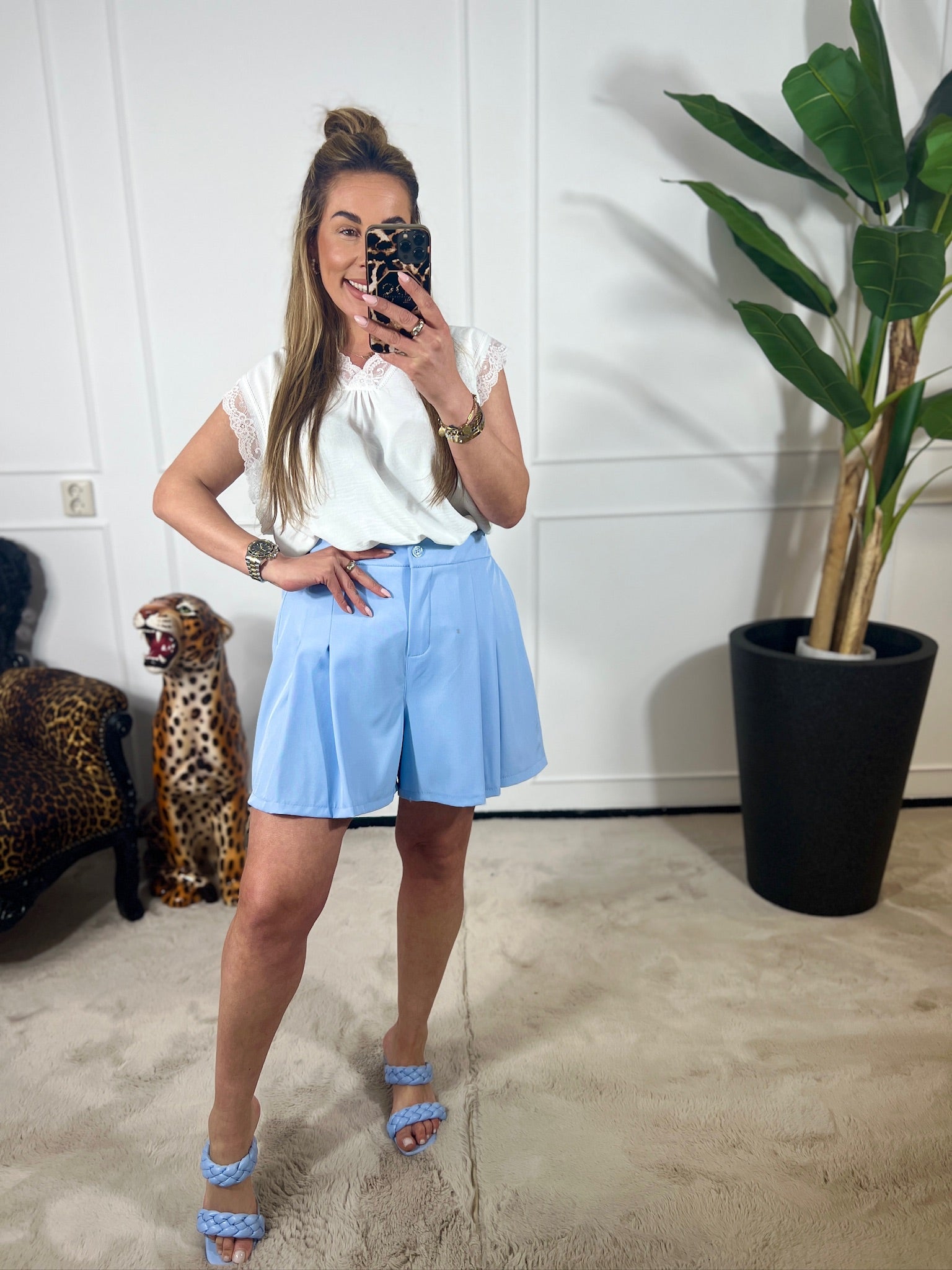 NORA SKORT