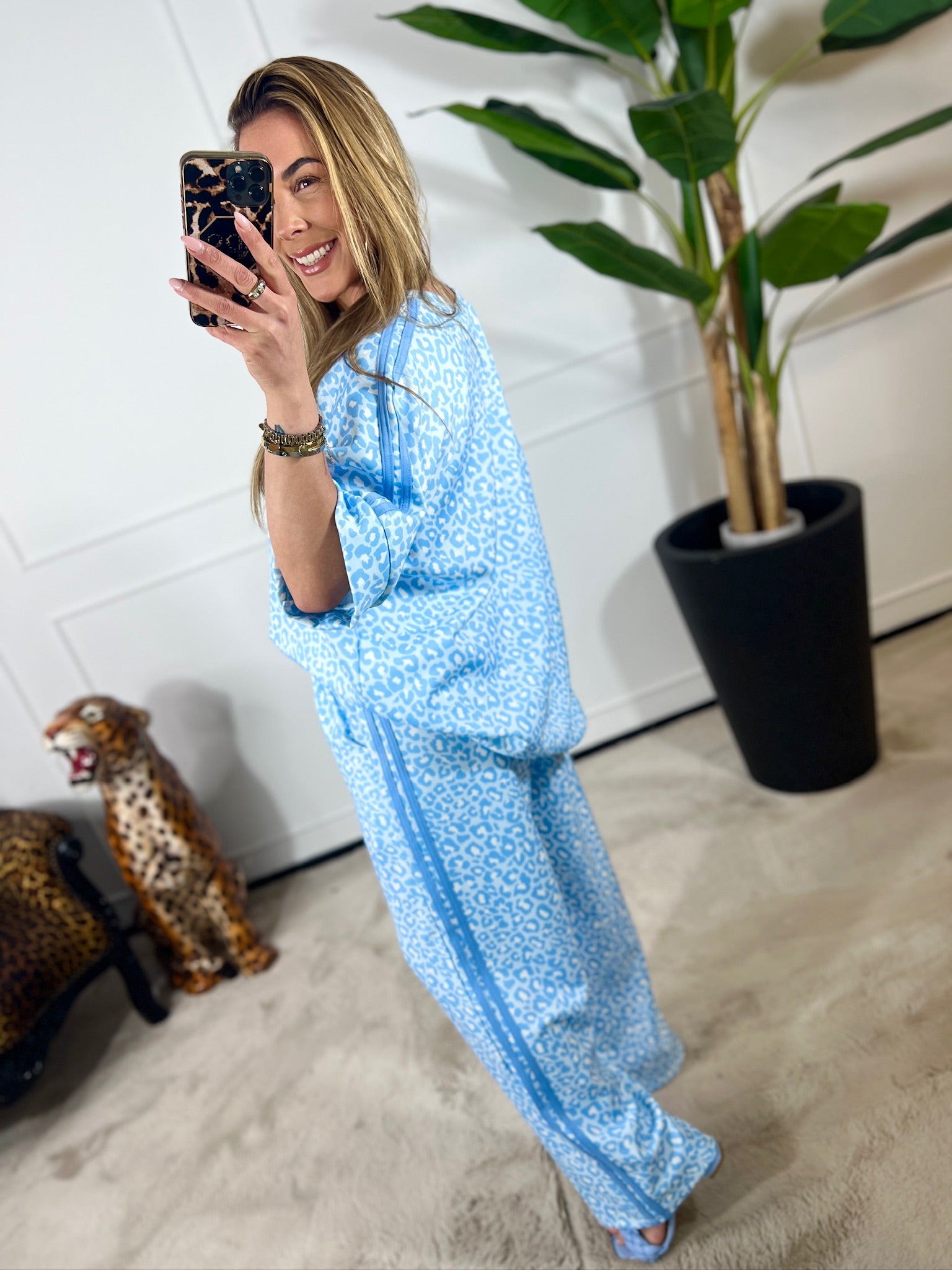 LISA LEO COMFY SET