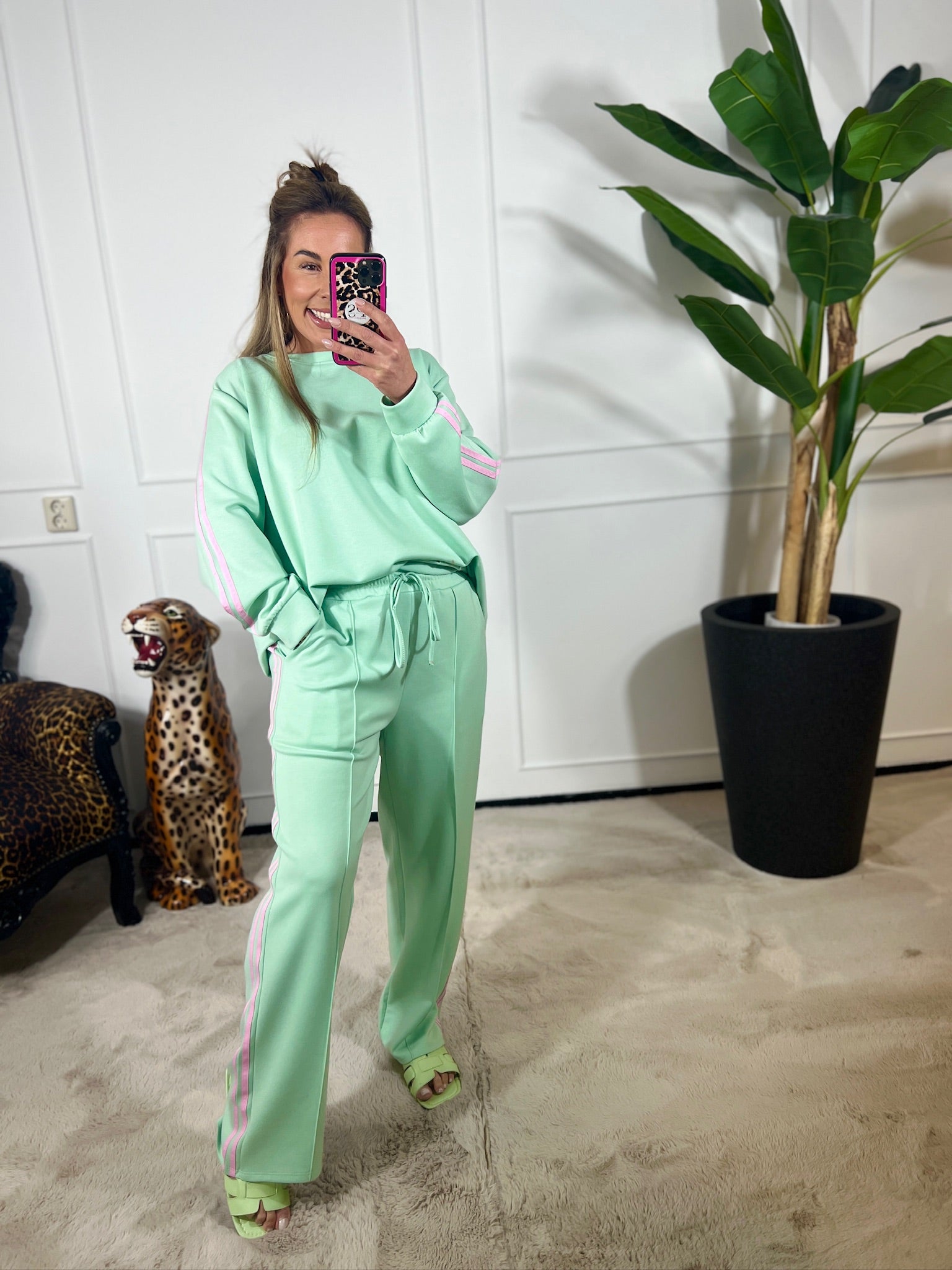 KIKI SPORTY COMFY SET