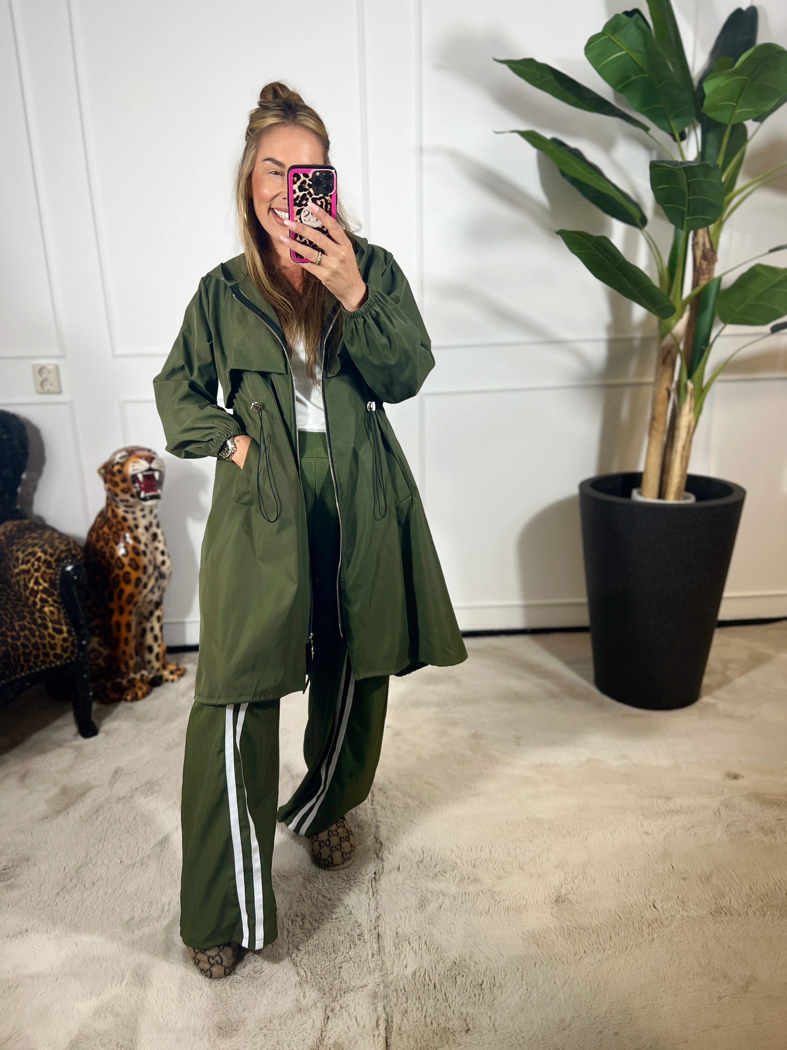 VALERIE RAINCOAT