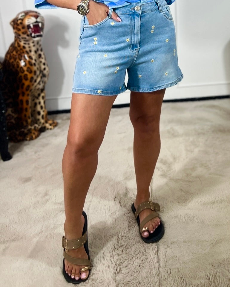 DAISY DENIM SHORT