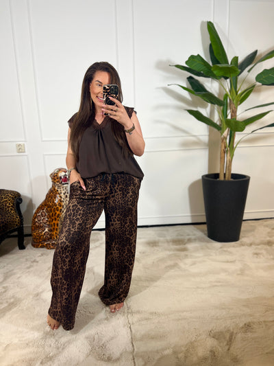 JOLIE TOP - 24 KLEUREN (T/M 46-48)