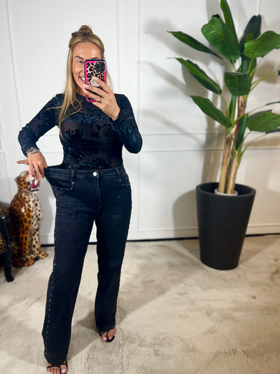 STUDS BLACK JEANS