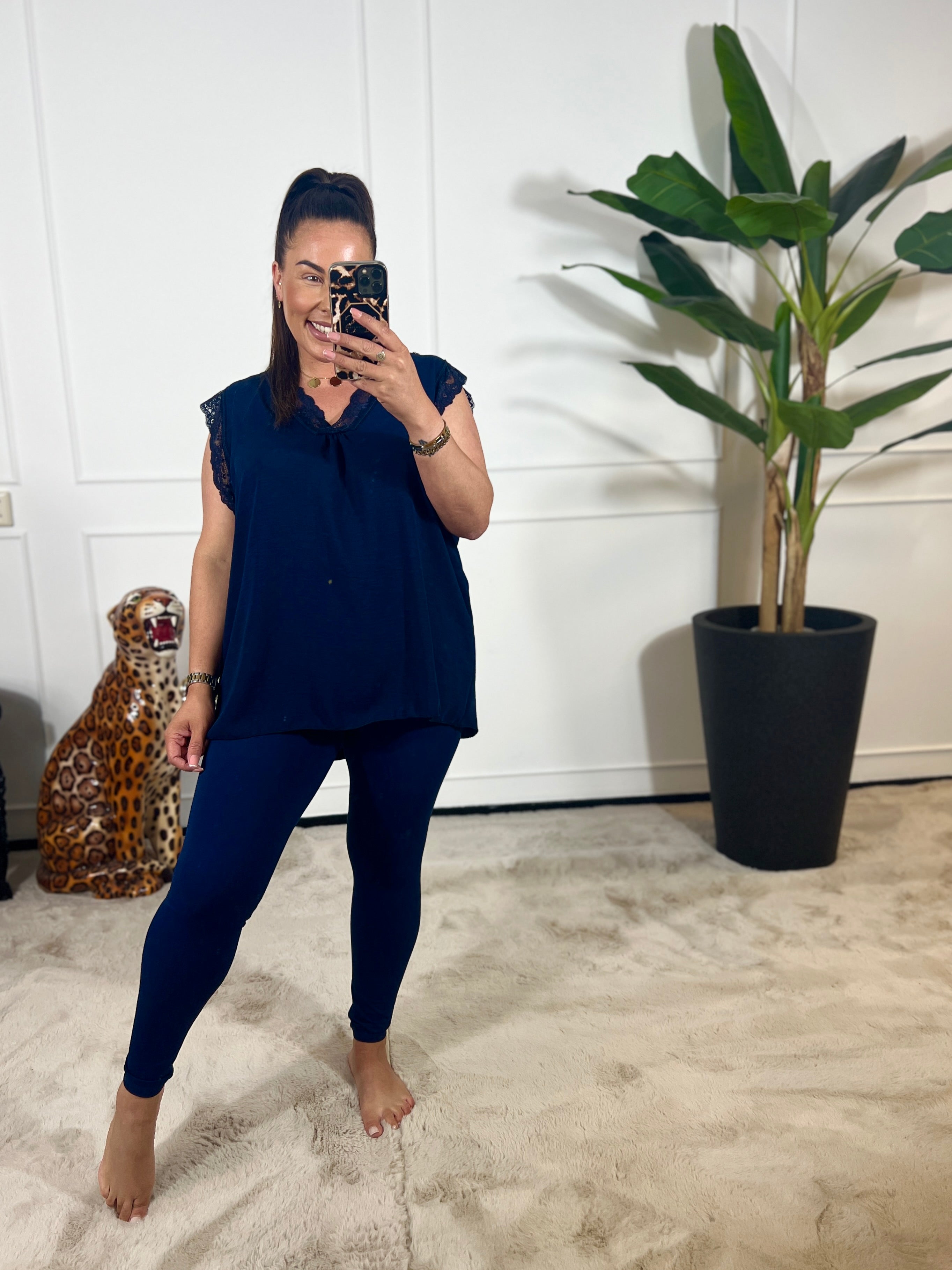 JOLIE TOP - 24 KLEUREN (T/M 46-48)