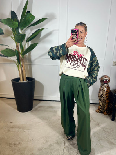 STAY PROGRESS SWEATER CAMO