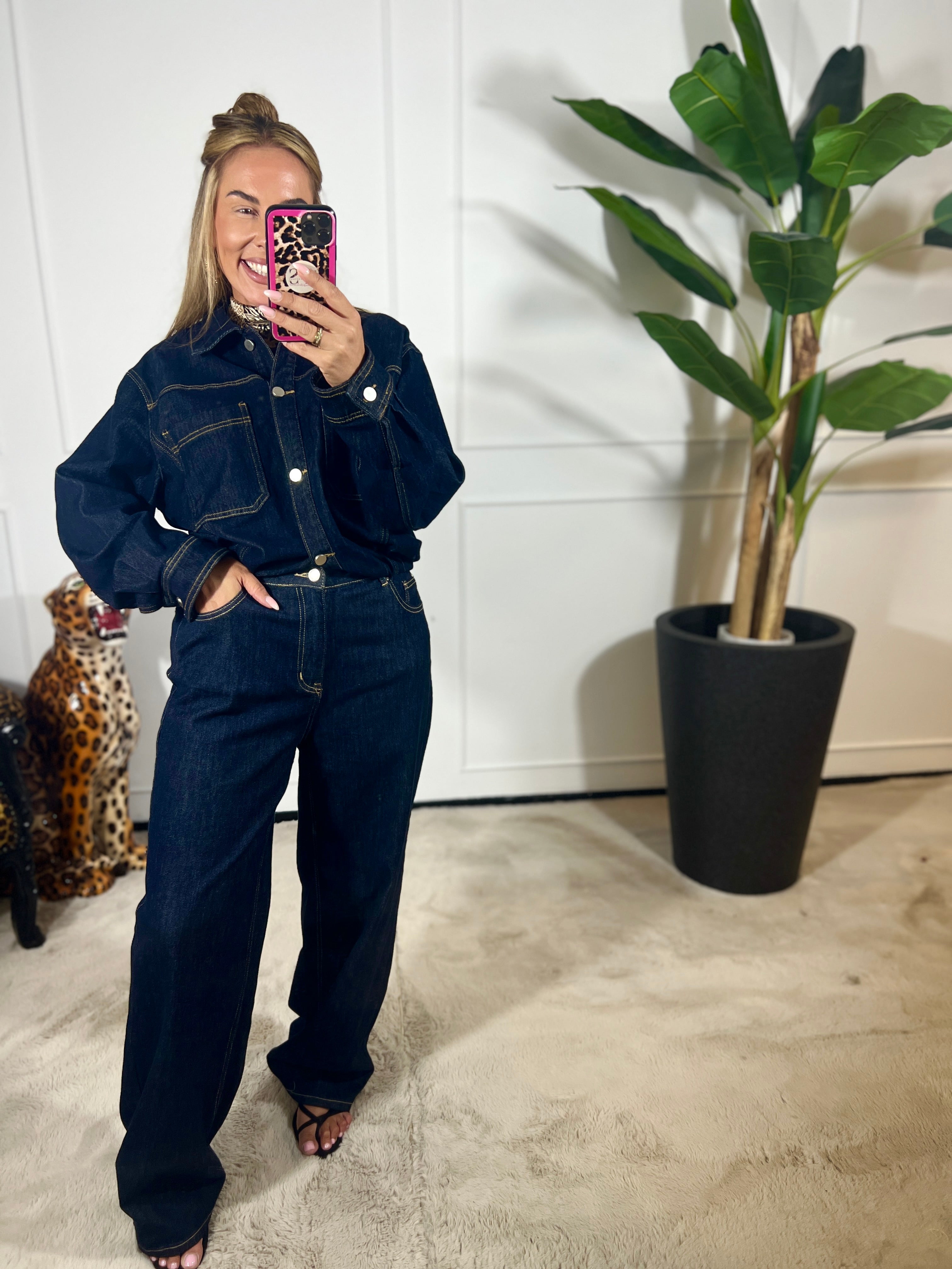 NOÉMI DARK JEANS