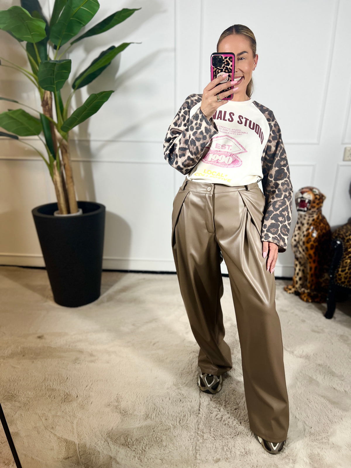 STATEMENT TEE