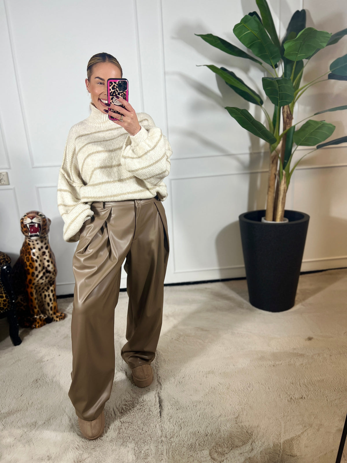 LEATHERLOOK CASUAL PANTALON