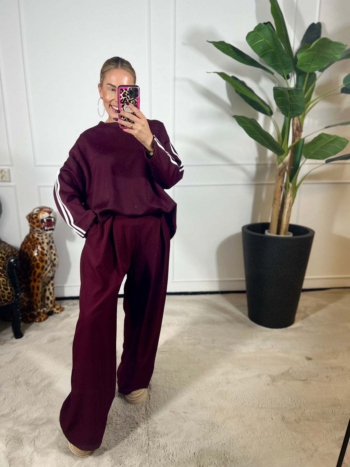 LOOK A LIKE SWEATER