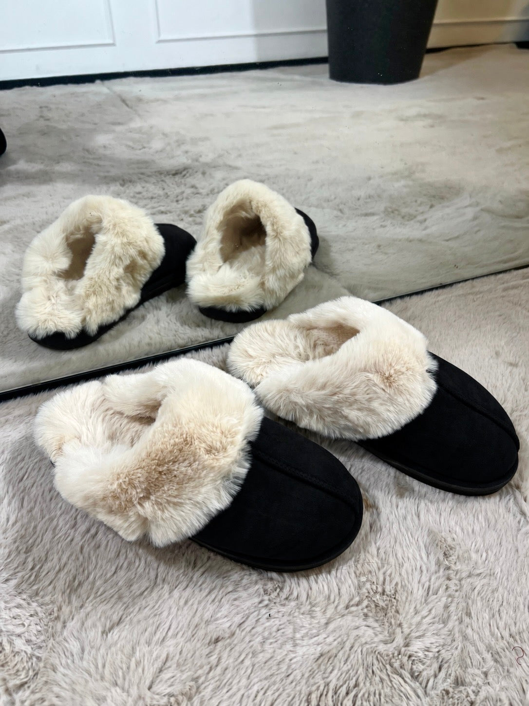 FLUFFY PANTOFFELS