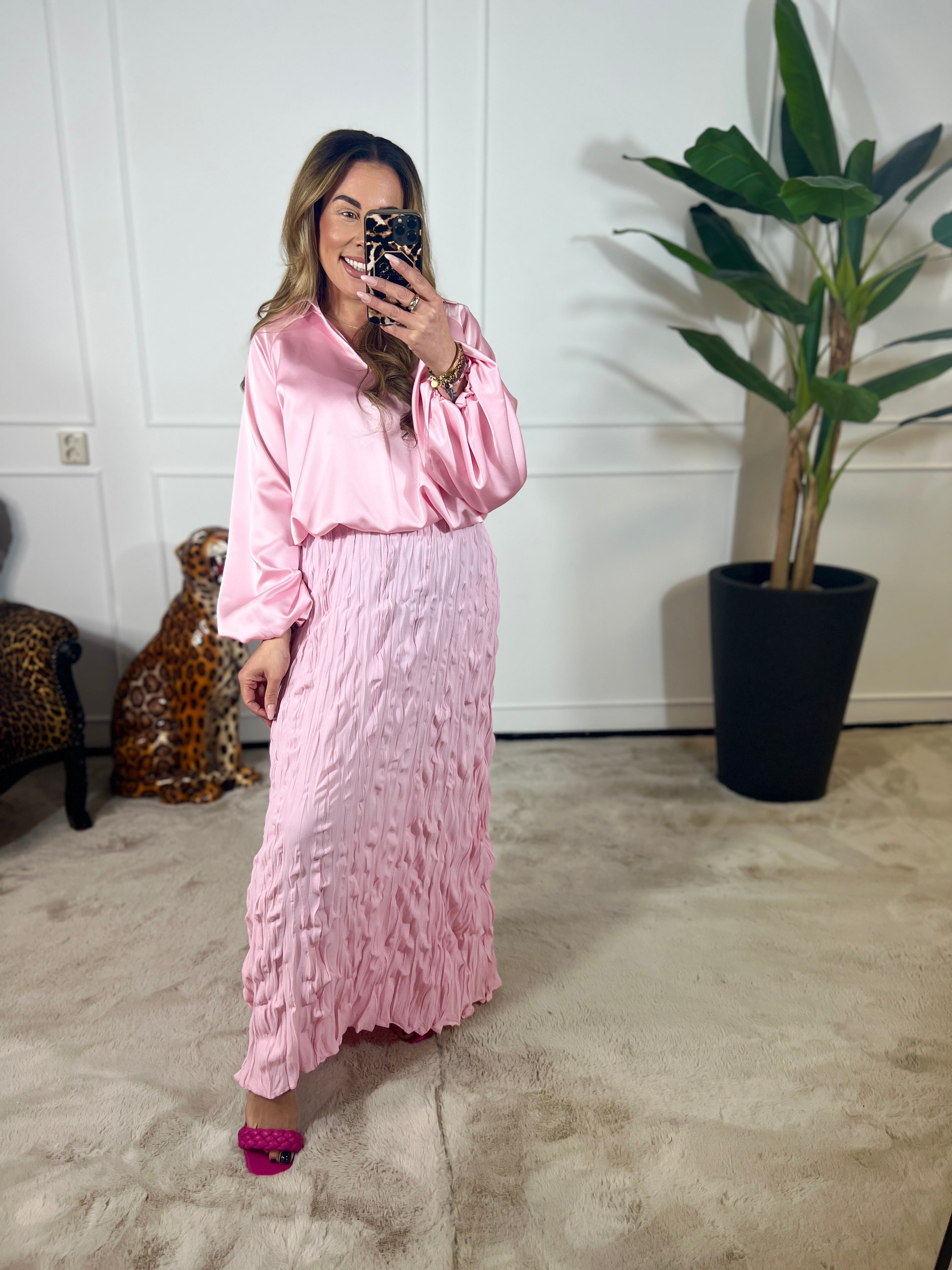 V-HALS BLOUSE (T/M 48) + VIDEO