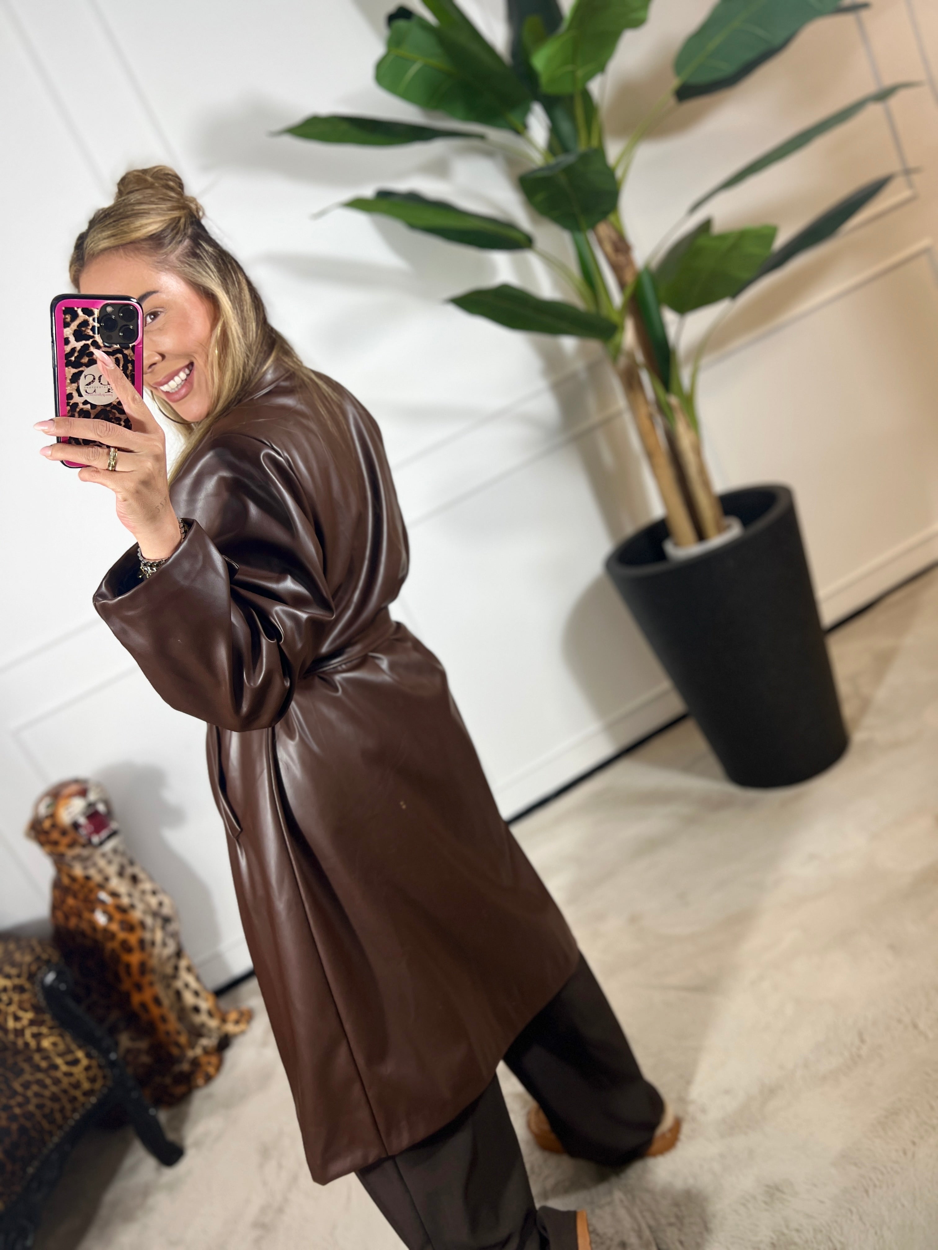 TRENCHCOAT LEATHERLOOK