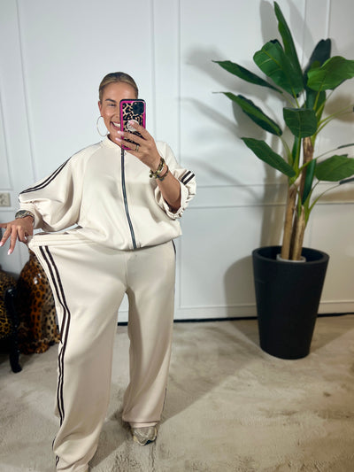 ADI TWEEDELIGE SET