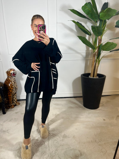OVERSIZED LINE TOP