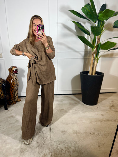 KNOTTED COMFY SET