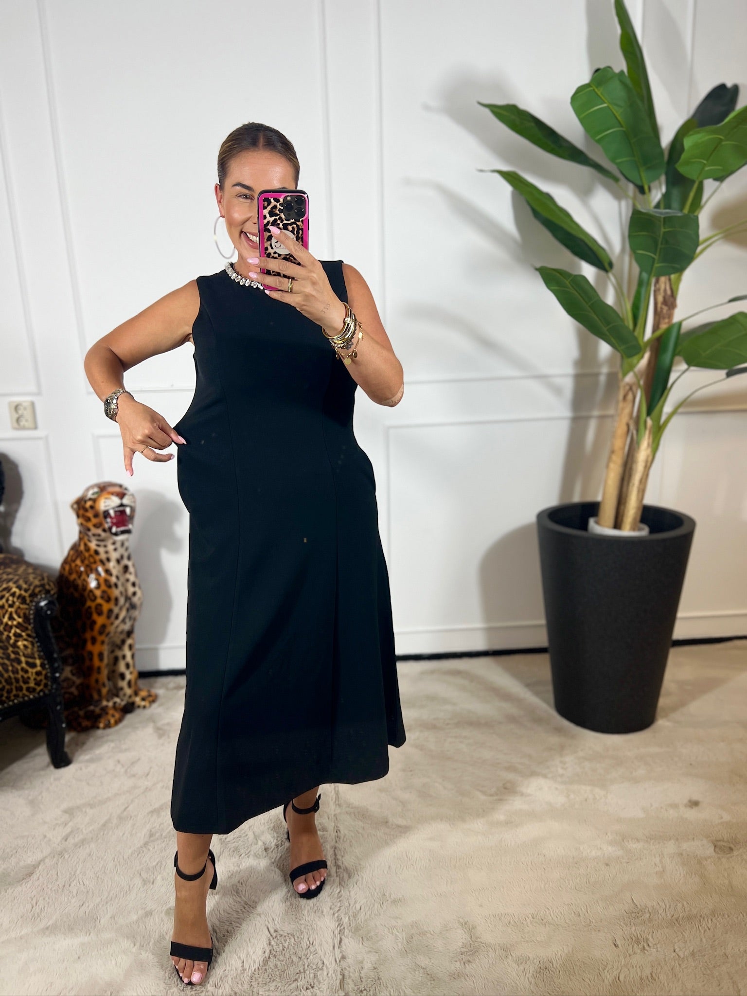 VICTORIA ELEGANCE DRESS