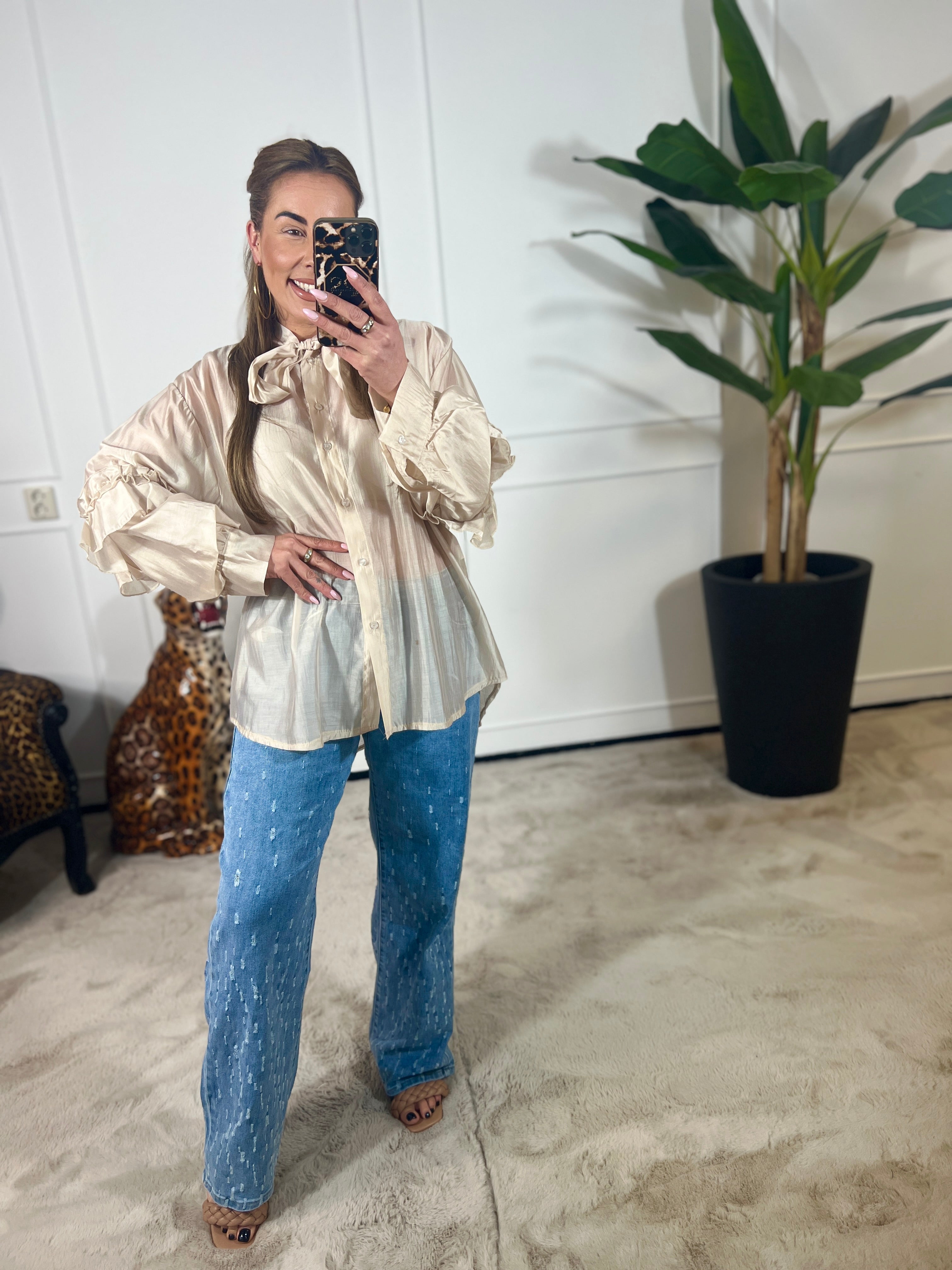 NELA ELEGANT STRIK BLOUSE (T/M 48)