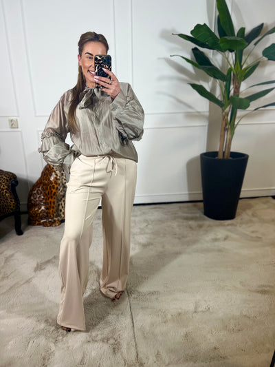 NELA ELEGANT STRIK BLOUSE (T/M 48)