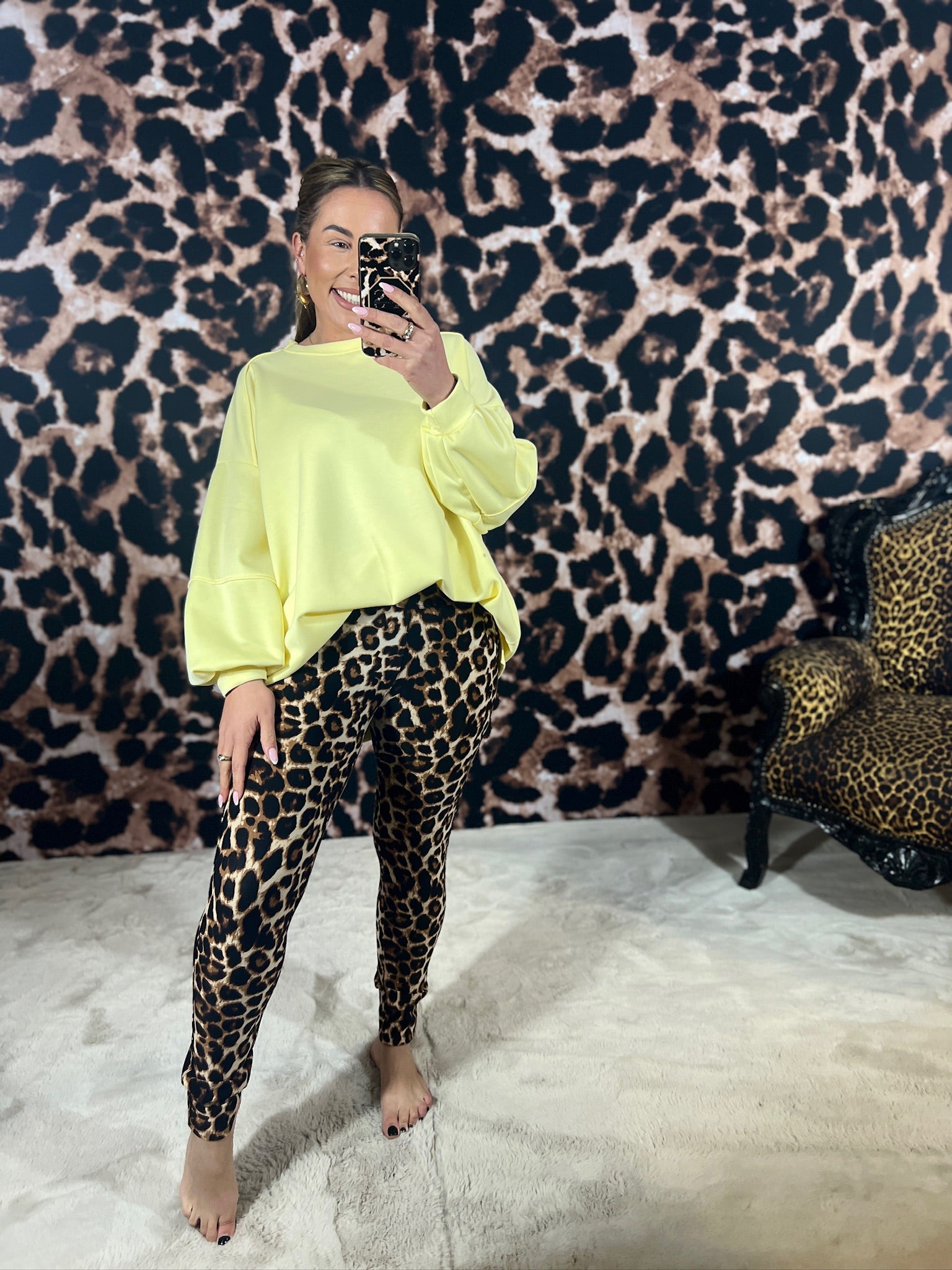 LIZA COMFY OVERSIZED SWEATER (T/M 48)