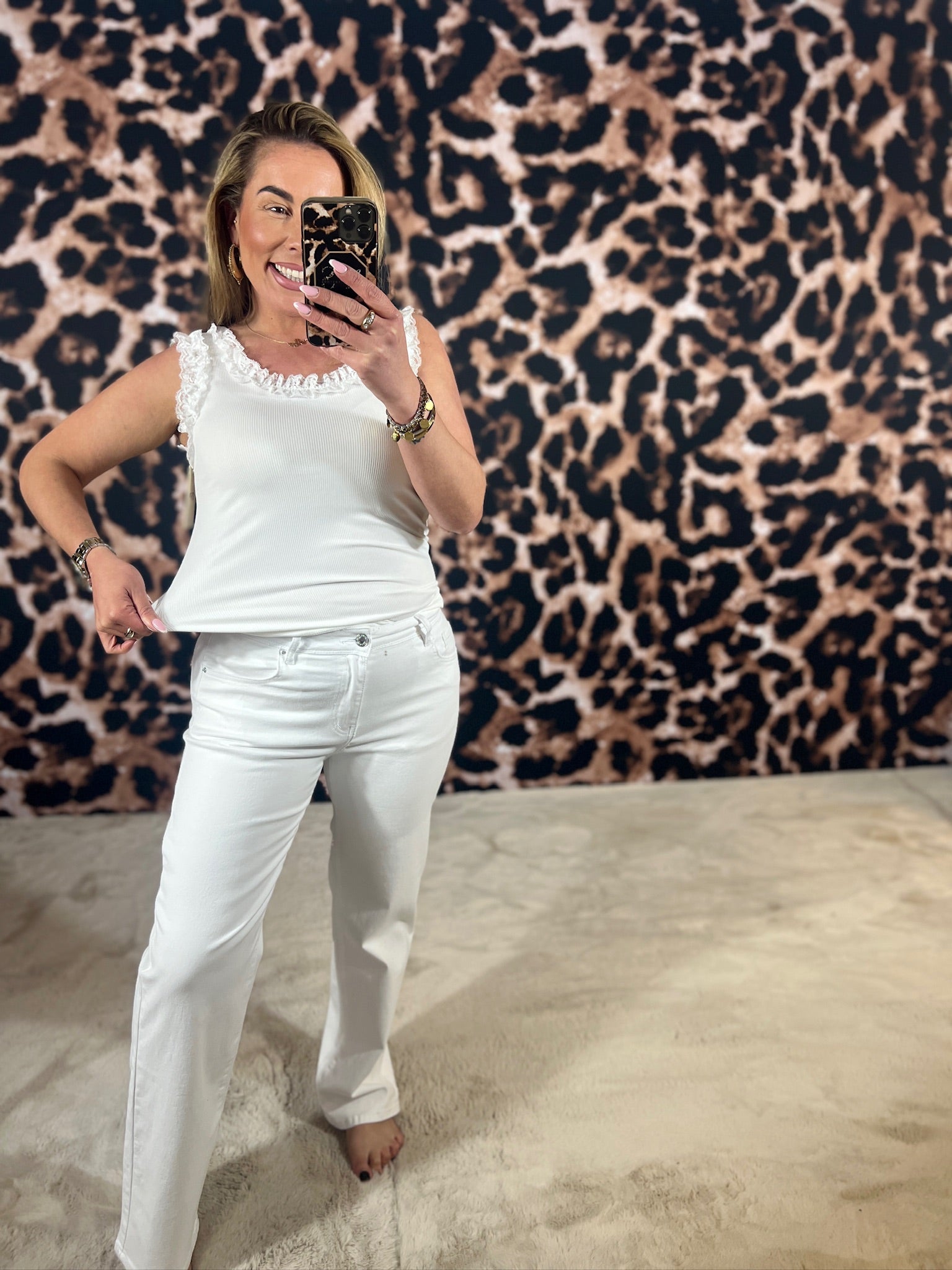 ISABELLA ROEZEL TOP (T/M 46) + VIDEO