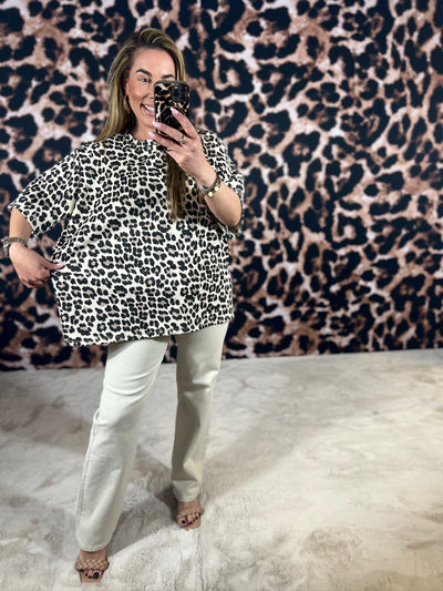 LOU *OVERSIZED* PANTER TEE (T/M 48)