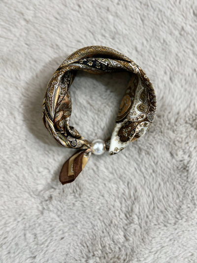 PEARL SCARF