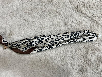 PEARL SCARF