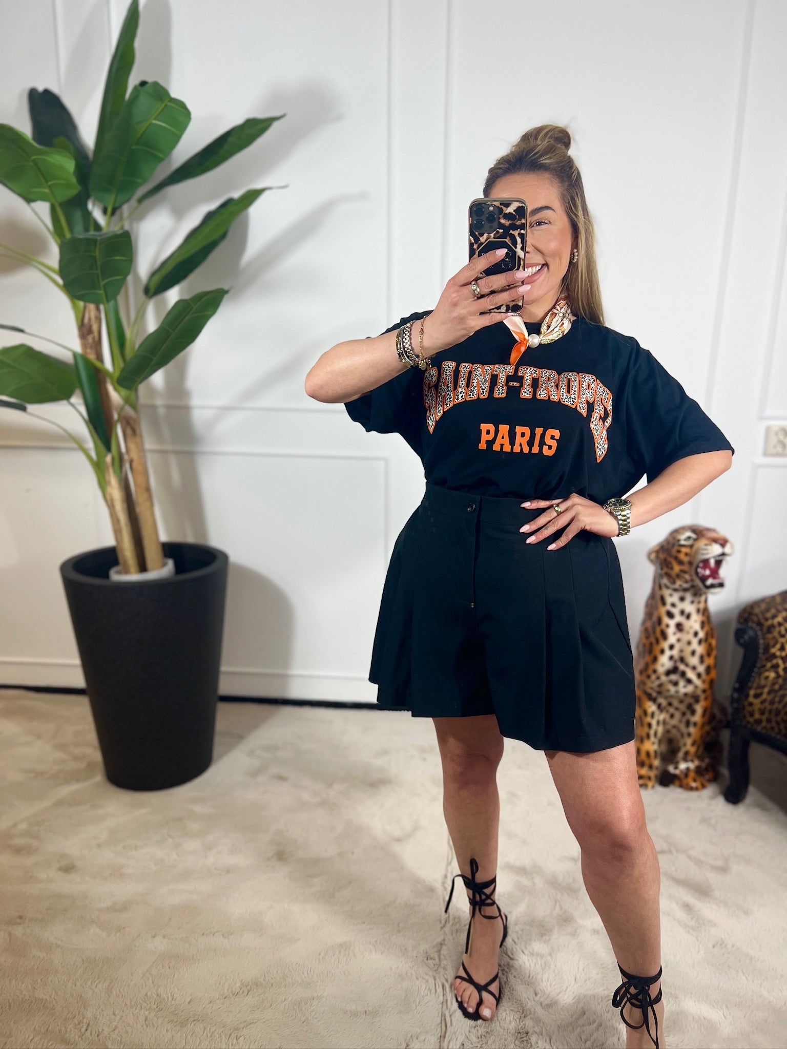 NORA SKORT