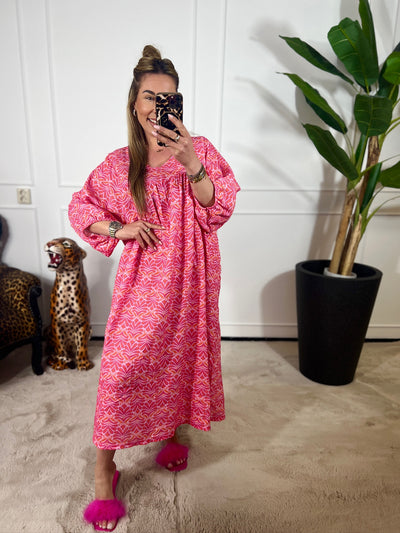 BREEZE V-HALS DRESS