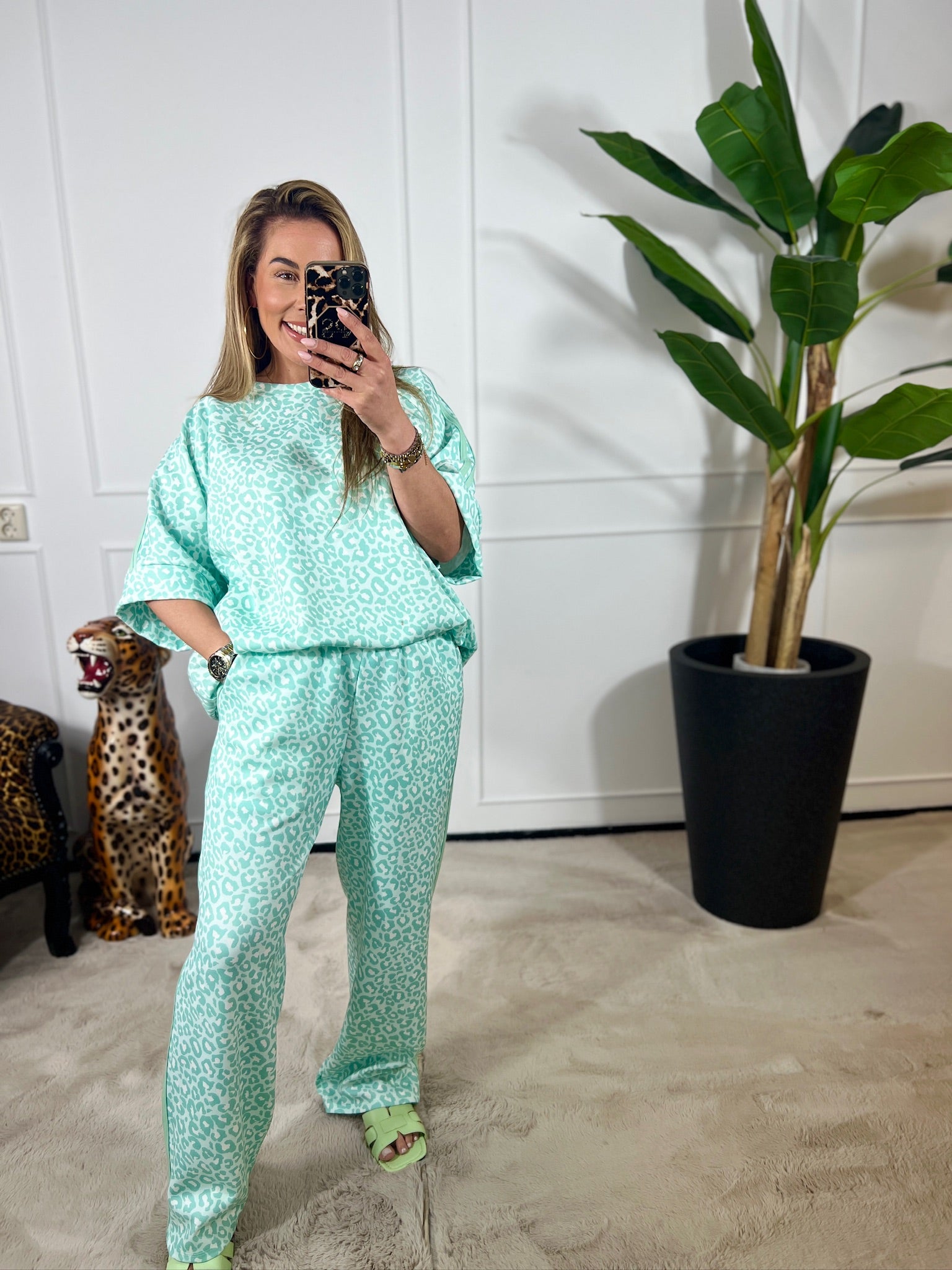 LISA LEO COMFY SET