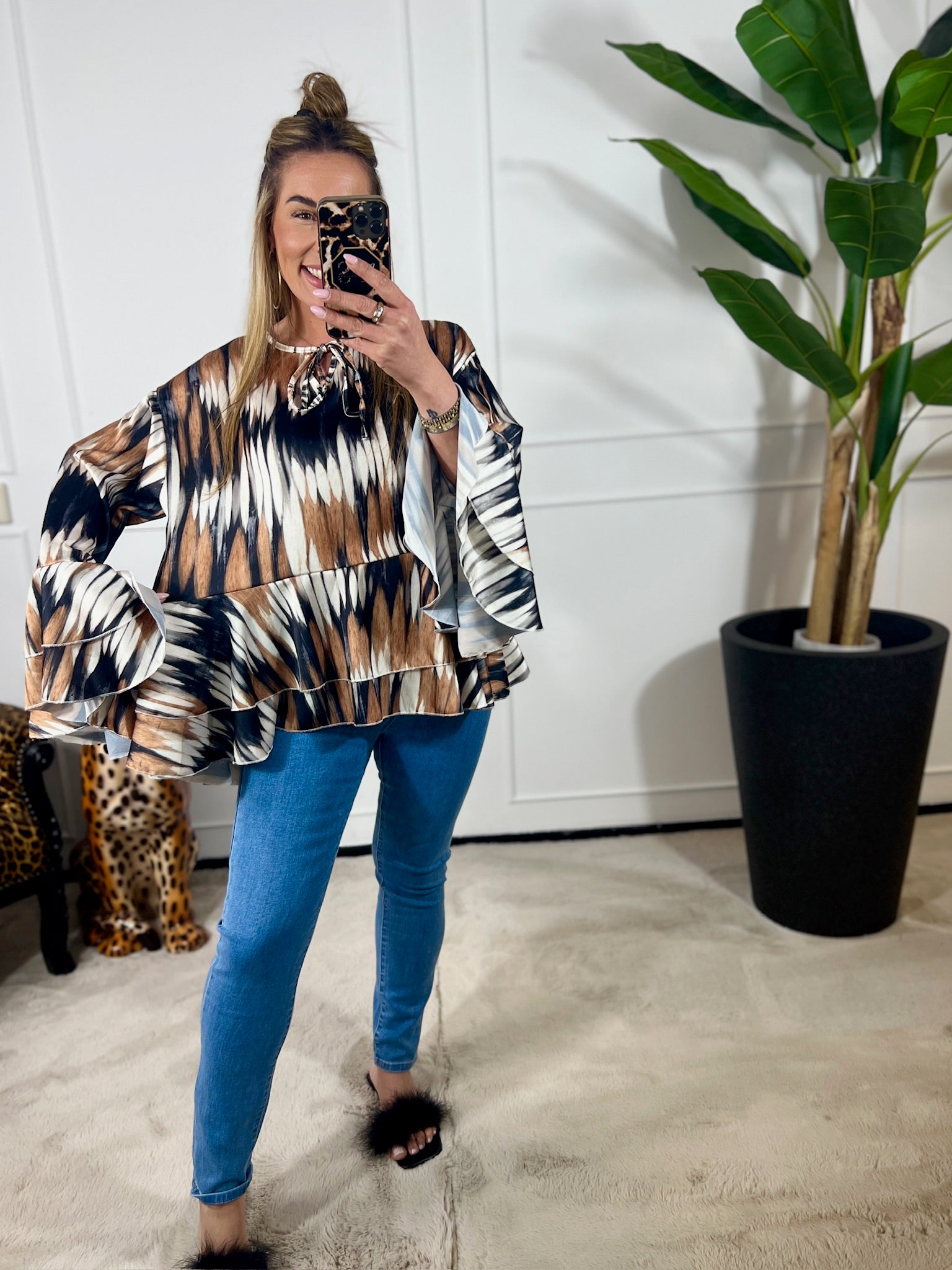 FLORANCE RUFFLE BLOUSE