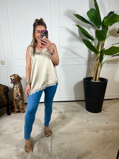 LACE SATIN TOP