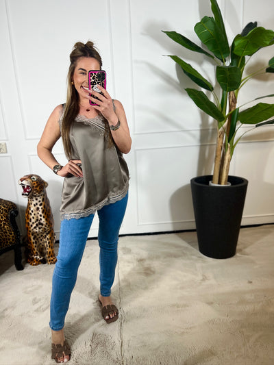 LACE SATIN TOP